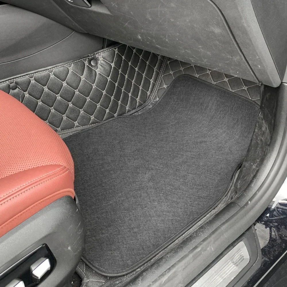 車用フロアマット、フロント＆リア自動車用カーペットフロアマッ - Car Floor Mat Rubber のレビューと価格